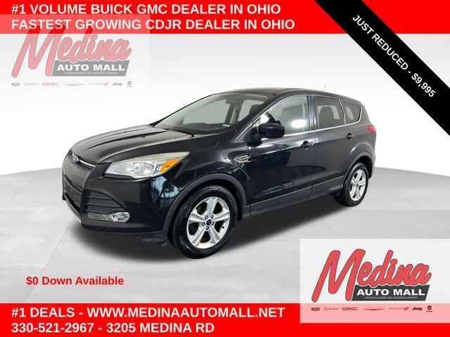 2015 Ford Escape SE in Tuxedo Black — front three-quarter view