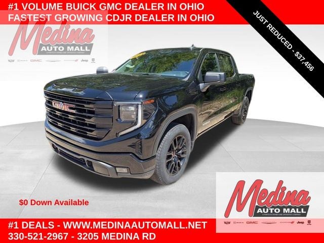 2023 GMC Sierra 1500 Elevation in Onyx Black — front three-quarter view