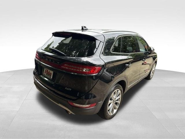 2017 Lincoln MKC — interior view