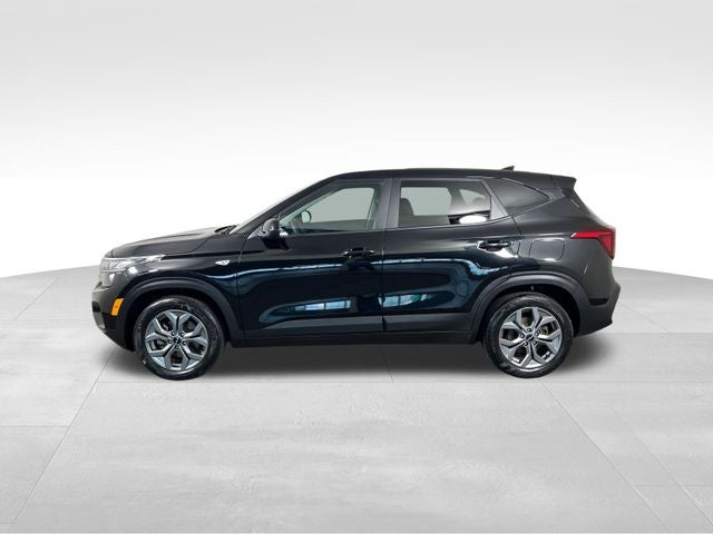 2024 Kia Seltos — rear three-quarter view